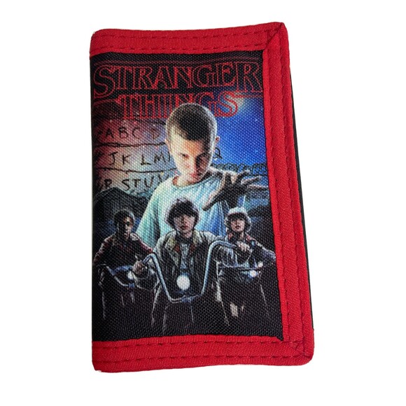 Netflix Stranger Things - Eleven w/ Raised Hand Character Trifold Wallet - Picture 1 of 6